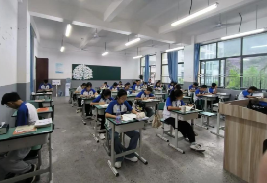 变成精准滴灌让学生有了更科学的学习方式和更高的学习效率